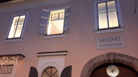 Salzburg 147 - Saying goodbye to Mozart Wohnhaus, after the fortepiano recital, on a 27 January