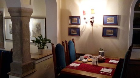 Salzburg 16 - breakfast in a lovely space, intimate and warm as one's home - the Altstadthotel Kasererbrau, a hotel located in a 1342 building