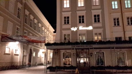 salzburg-201-cafe-tomaselli-in-the-evening-of-27-january-2016